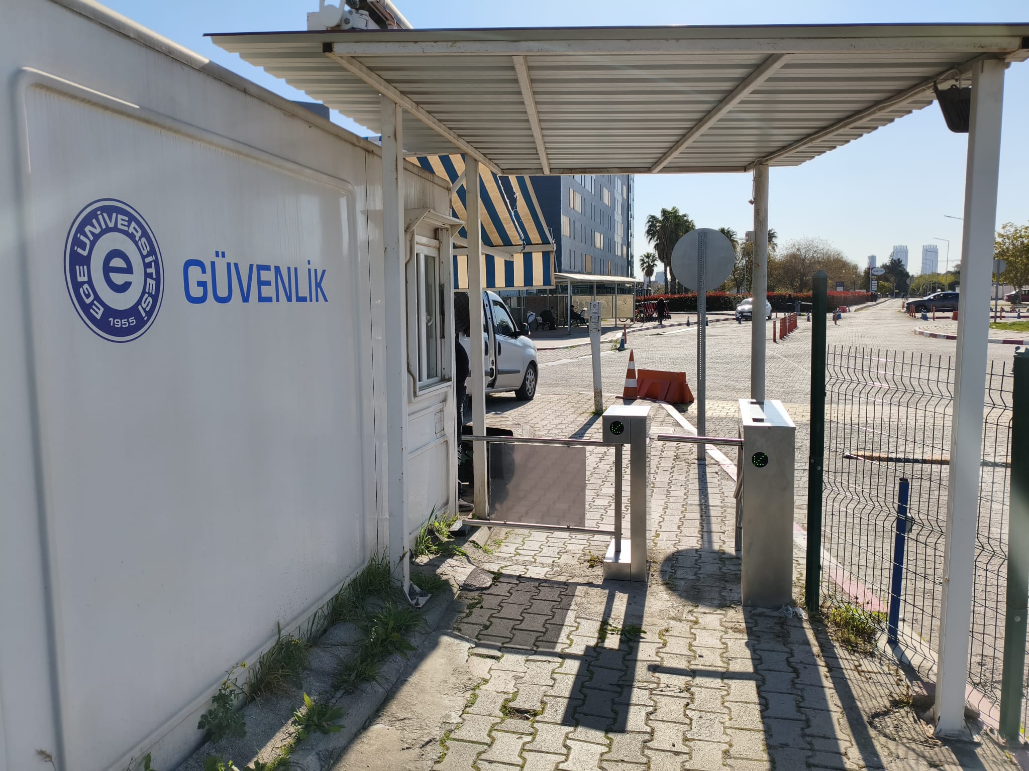 İzmir Ege Üniversitesi Kartlı Geçiş Projesi görseli 8